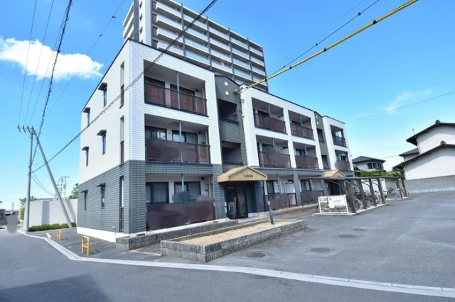 フィネス三条の外観|建物外観