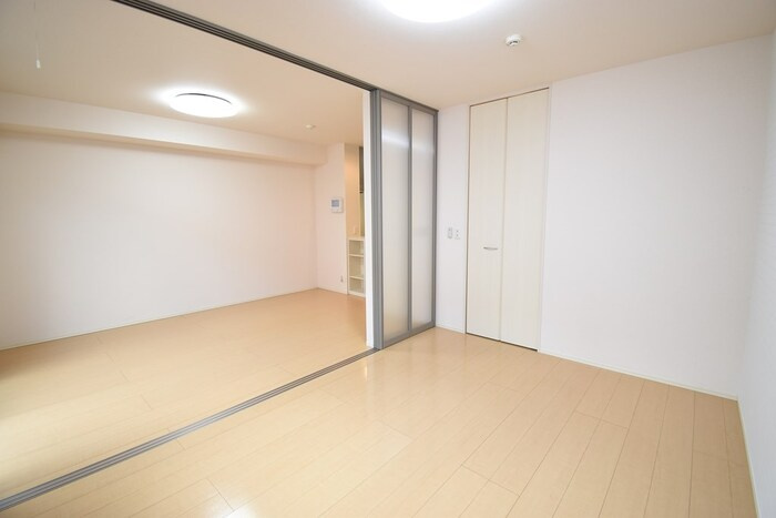 プラージュ屋島の洋室|洋室６帖