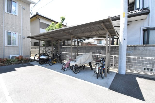 ベルポスト松縄Ⅱのその他共用部分|駐輪場