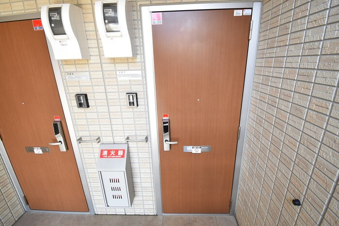 メゾンシャルム春日の玄関|玄関