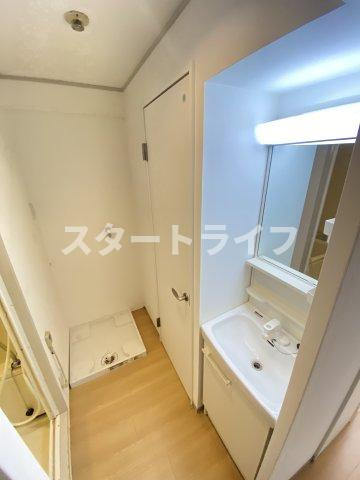 大阪市淀川区木川東４丁目の賃貸マンションの洗面所