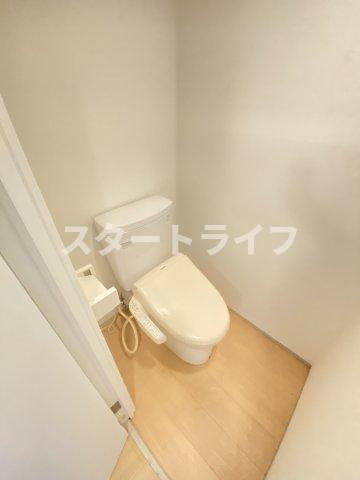 大阪市淀川区木川東４丁目の賃貸マンションのトイレ