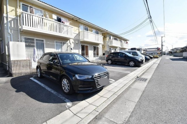 Ｔ’ｓスクエア D棟の駐車場|駐車場