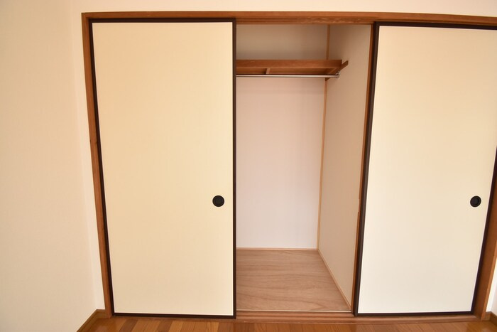 ウエストハイツ屋島 B棟の収納|クローゼット