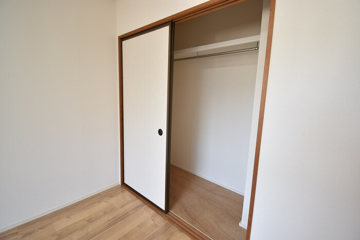 ウエストハイツ屋島 B棟の収納|クローゼット