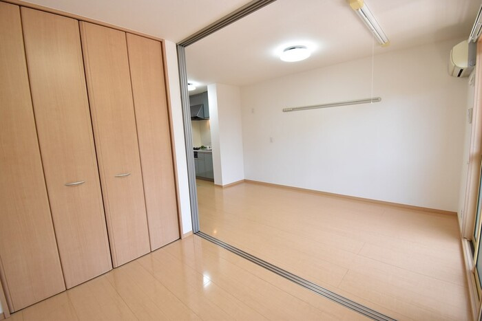 クリエ ガーデンの居間・リビング|居室・リビング