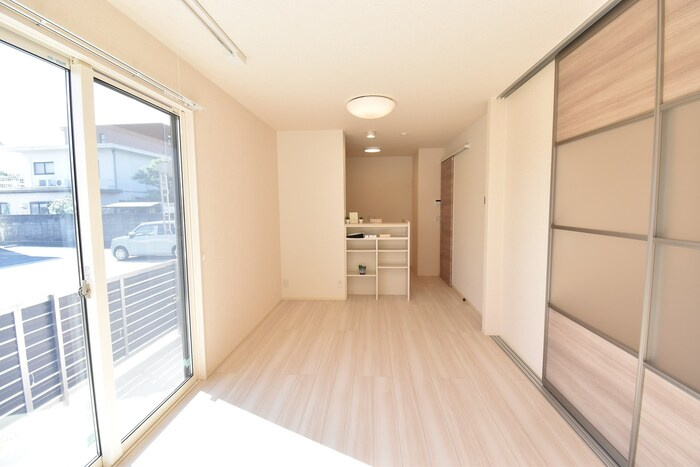 クレスト林 A棟|ＬＤＫ１１．９帖