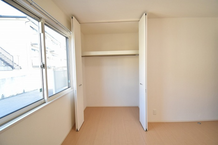 コートビレジ屋島Ⅱ B棟の収納|クローゼット