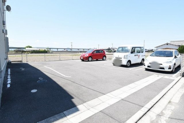 サント カンパーニュの駐車場|駐車場