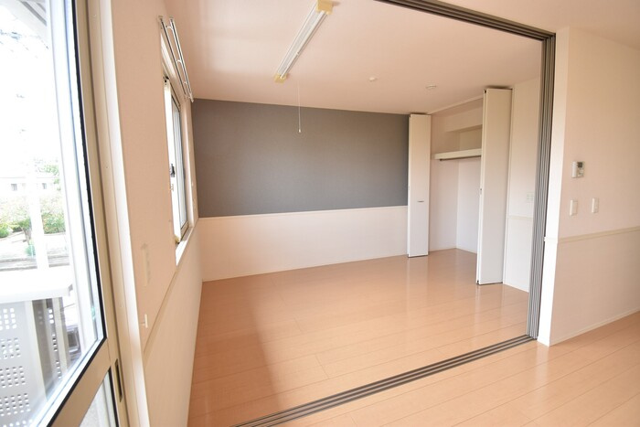 シャインポート屋島G・H棟 H棟の洋室|洋室６帖