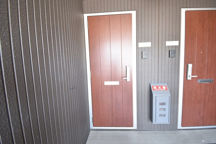 シャインポート屋島G・H棟 H棟の玄関|玄関