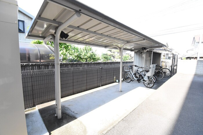 ハピネス三条のその他共用部分|駐輪場