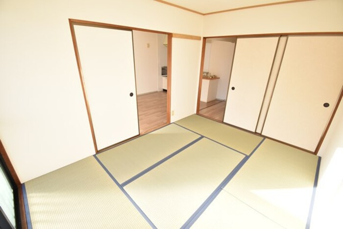 ハイツアベニール A棟の和室|和室６帖