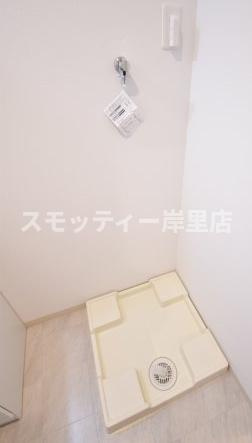 F maison SQUARE III番館の設備