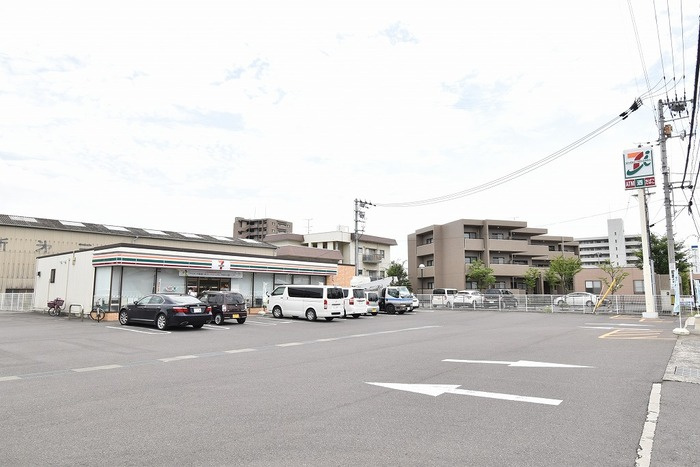 プルミ・エール A棟|セブンイレブン高松木太町本村店