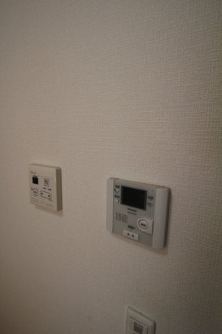 プラージュ屋島|給湯パネル・ＴＶインターホン