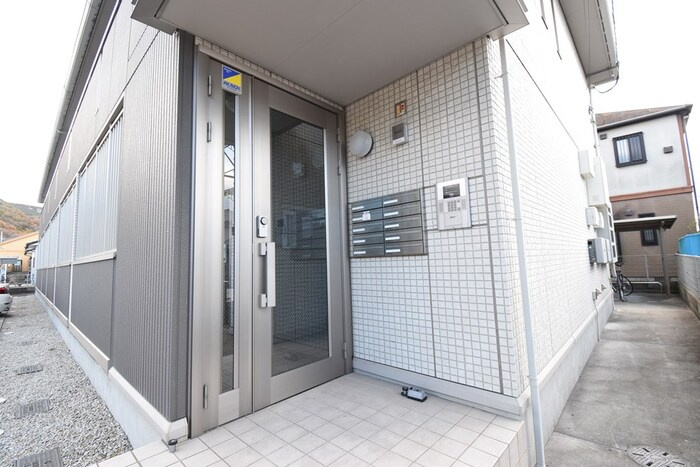 プラージュ屋島のエントランス|エントランス