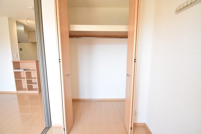 ベルタ松縄の収納|クローゼット