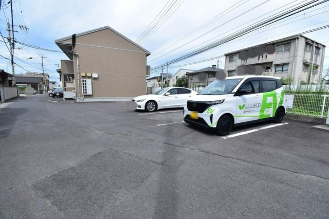 ベルジュ三条の駐車場|駐車場