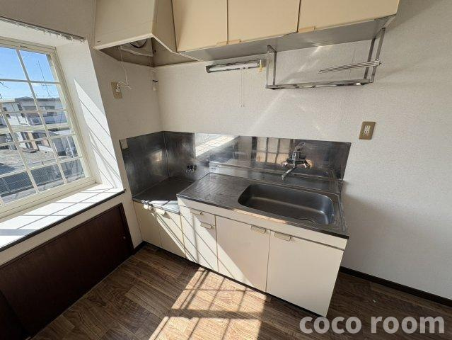 リバーサイド古川A のキッチン