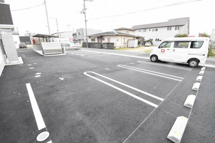 リバーフィールドの駐車場|駐車場