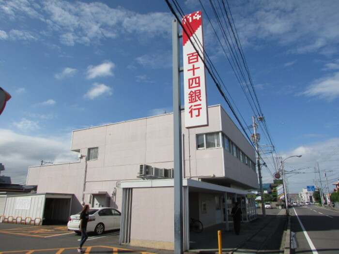 ル・シェール A棟|百十四銀行 木太支店 140ｍ 徒歩2分