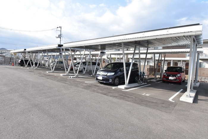 ルミエール太田 B棟の駐車場|駐車場
