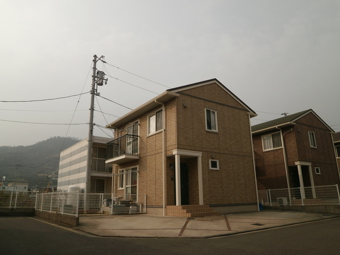 ローズコート一本木 F棟の外観