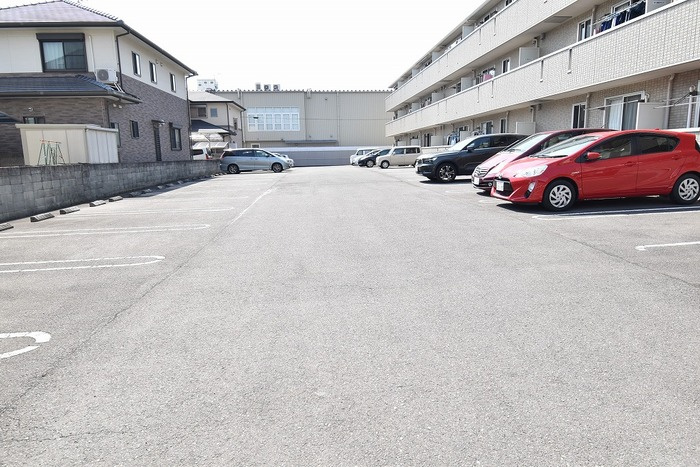 桜サライの駐車場|駐車場
