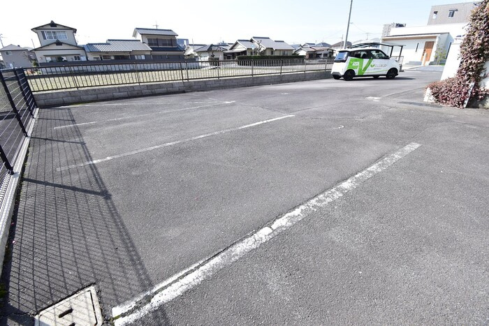 宮脇ハイツの駐車場|駐車場