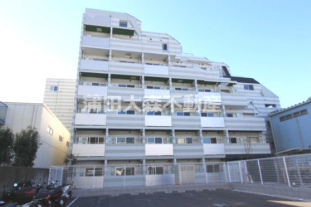 アゼスト千鳥町の外観
