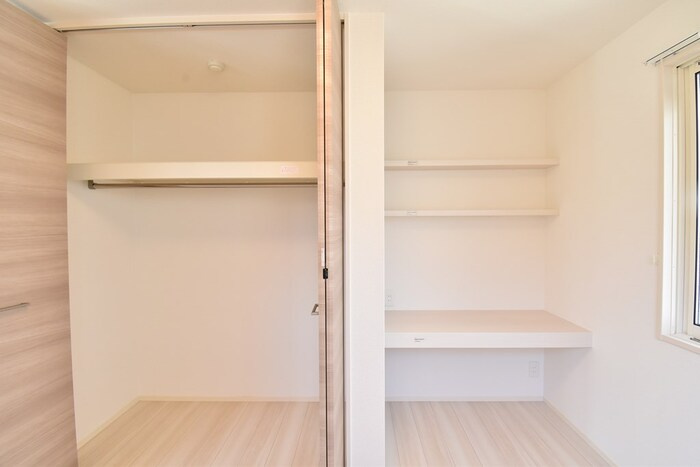 エレガンスコート 屋島の収納|クローゼット