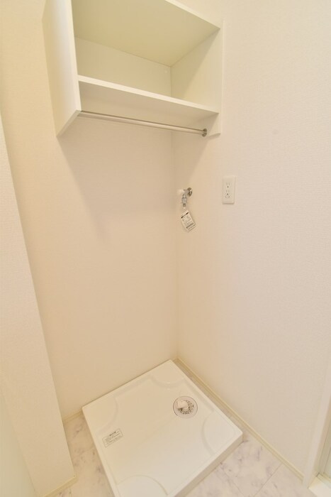 エレガンスコート 屋島|室内洗濯機置き場