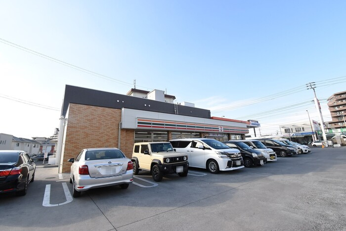フェリーチェ A棟|セブンイレブン高松上福岡町店