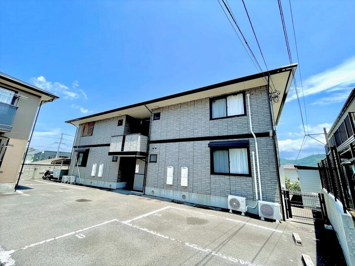 ビオトープ勝賀 A棟の外観|建物外観