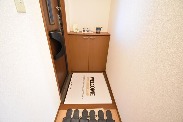 パストラルみまや Ａ棟の玄関|玄関