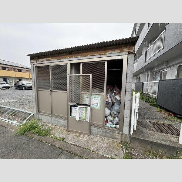 ゴミ捨て場