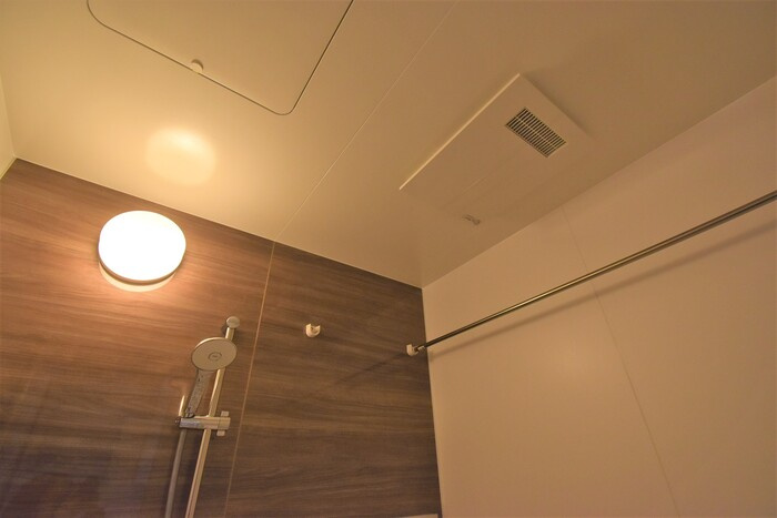 Ｄ－ＲＯＯＭ春日Ｃの浴室|浴室換気乾燥機