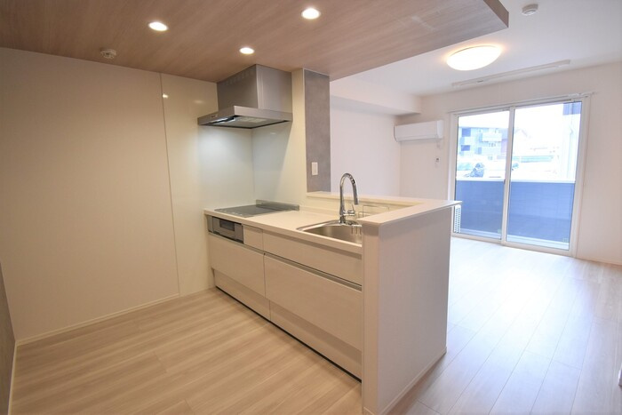 Ｄ－ＲＯＯＭ春日Ａ|ＬＤＫ１１．６帖