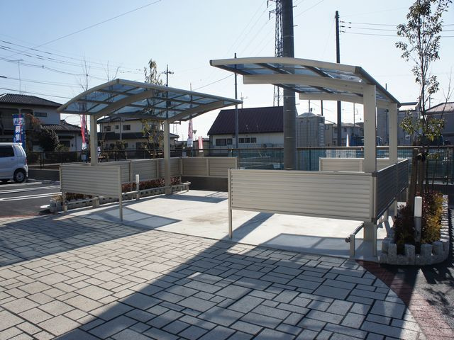 【その他共用部分】 | ヴィラーチェP | 屋根付きの駐輪場があります♪