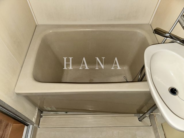 ファーストコート関原の浴室