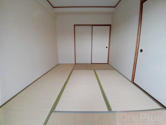 パレ ルミエール岡本の和室