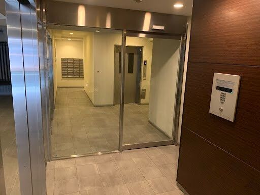 フォレシティ神田多町のロビー