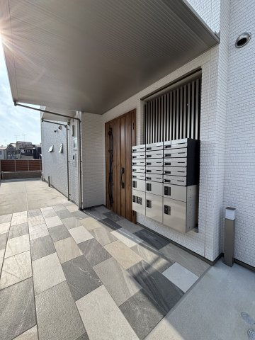 クリエオーレ日之出町のエントランス|エントランスです