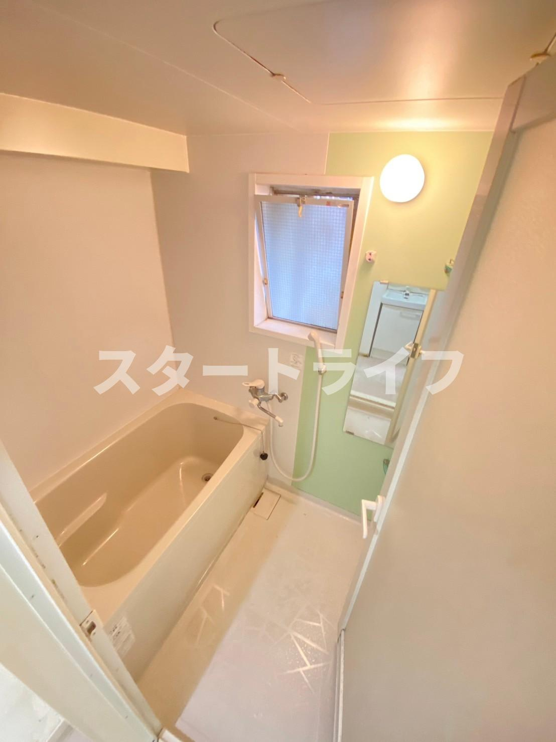 大阪市東淀川区下新庄４丁目の賃貸マンションの浴室