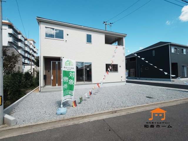 クレイドルガーデン高松市香西本町第１◇光熱費の負担の軽減が可能なオール電化住宅ですの外観|現地写真
前面道路が広く見通しが良いため、ファミリーカーのような大きな車でも運転しやすく、車庫入れも余裕を持ってできるのが魅力的なお家です。