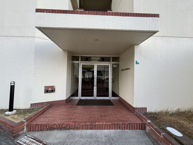 S-courtBENTEN　弁天学校のエントランス|S-courtBENTEN　エントランス