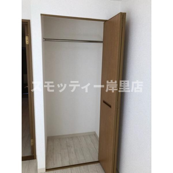 ラポール帝塚山の収納