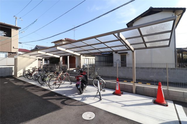 フルーリー中撫川 B棟のその他共用部分