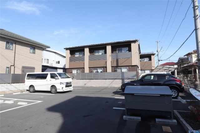 フルーリー中撫川 B棟の外観